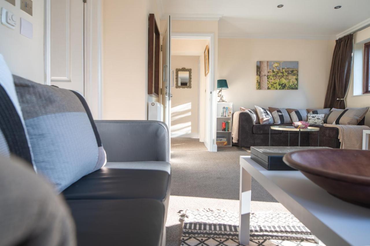 Terlingham Lane Cottage Hawkinge Buitenkant foto