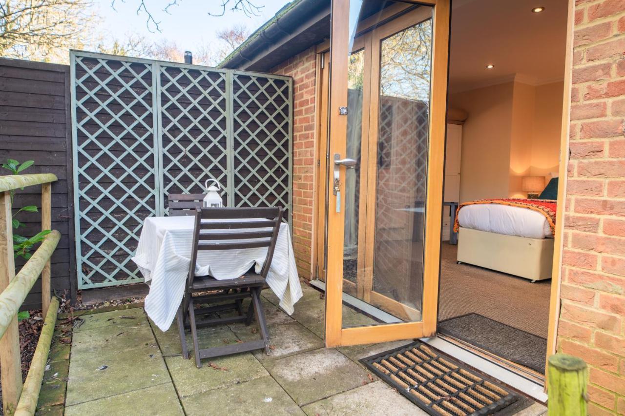 Terlingham Lane Cottage Hawkinge Buitenkant foto